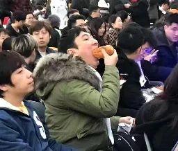 小王吃娱乐瓜,揭秘娱乐圈那些不为人知的幕后故事
