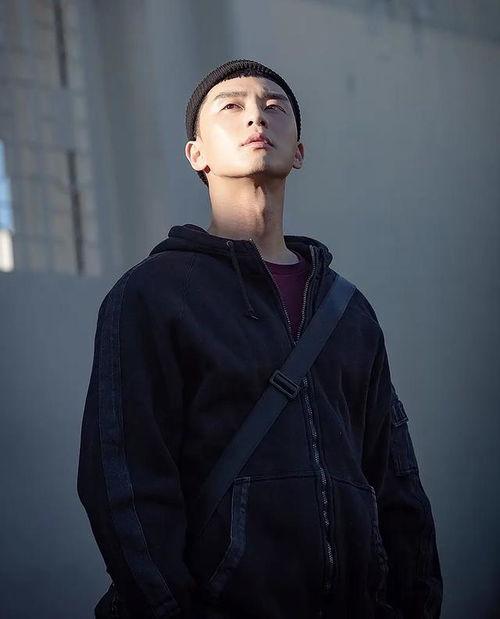 双男主娱乐圈吃瓜文推荐,瓜田里的甜蜜较量