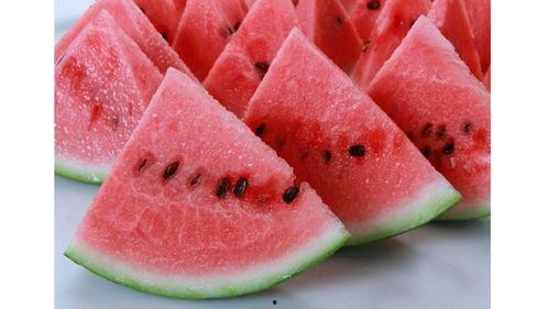 西瓜娱乐吃瓜,揭秘娱乐圈吃瓜群众的狂欢盛宴