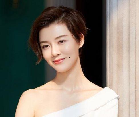 娱乐吃瓜的女明星,揭秘女明星们的幕后故事